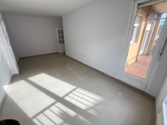 6 makuuhuone Huoneisto myytävänä paikassa Cañada - 200 000 € (Ref: 9586809)