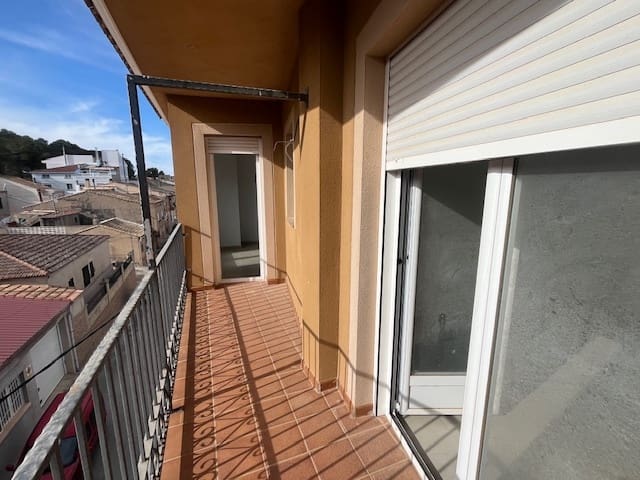 6 makuuhuone Huoneisto myytävänä paikassa Canada - 200 000 € (Ref: 9586809)