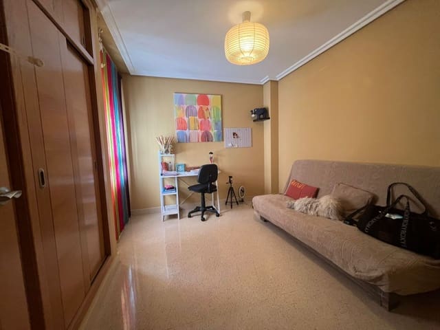 3 quarto Apartamento para venda em Torrellano, Elche / Elx - 250 000 € (Ref: 9790004)