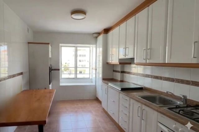 3 bedroom Apartment for rent in Cabo de las Huertas, Alicante / Alacant city with pool - € 1,250 (Ref: 9805874)