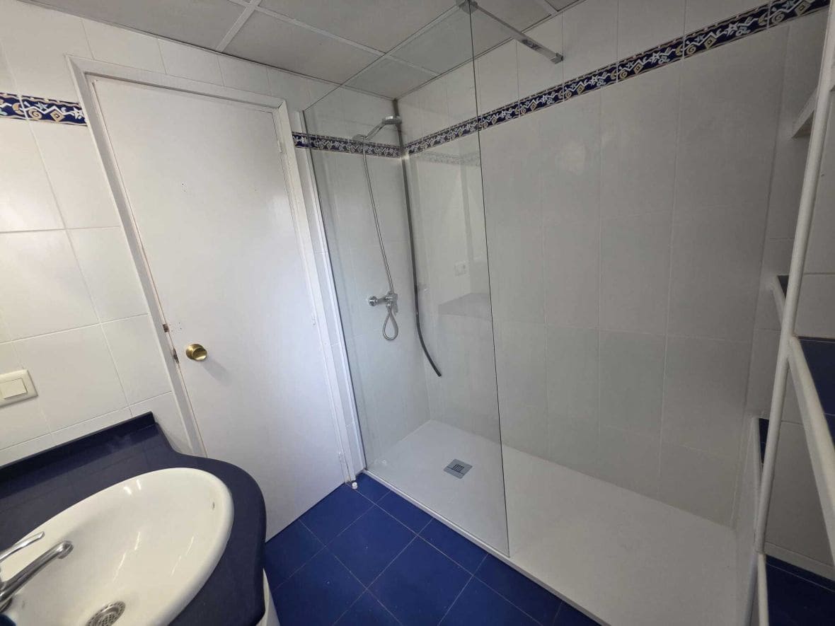 3 bedroom Apartment for rent in Alicante / Alacant city with pool - € 1,250 (Ref: 9805874)