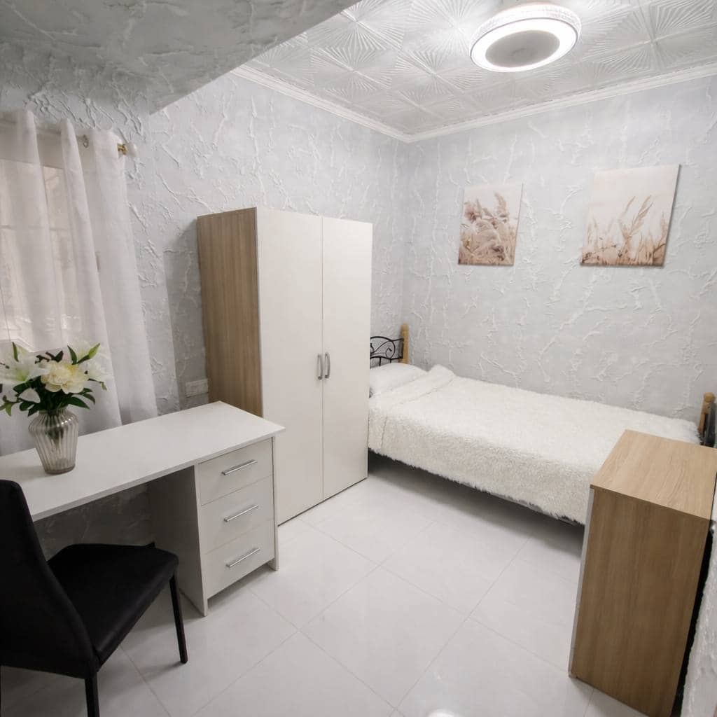 5 Zimmer Apartment zu verkaufen in Valencia Stadt - 238.000 € (Ref: 9829920)