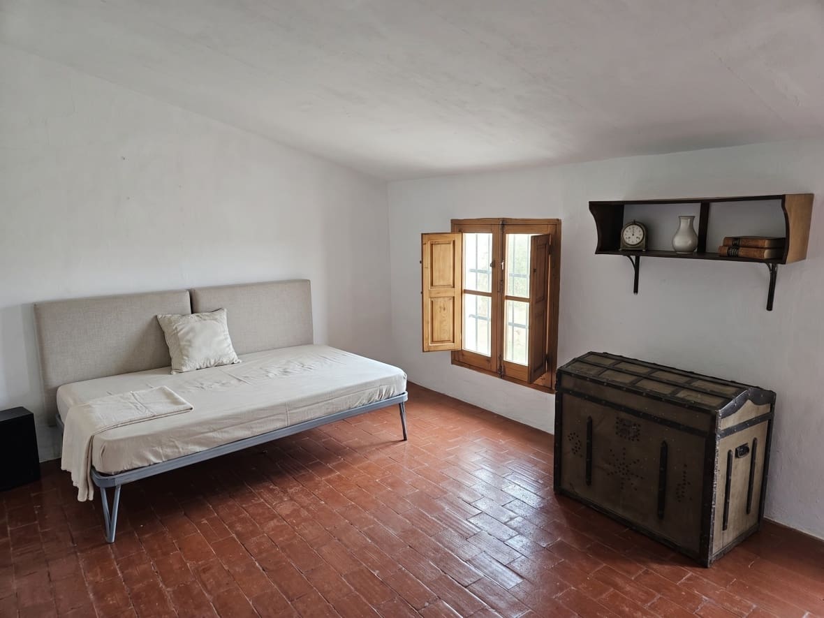 4 bedroom Townhouse for sale in Cocentaina - € 297,000 (Ref: 9849956)