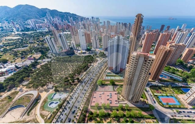 3 makuuhuone Asunto vuokrattavana paikassa Juzgados - Plaza de Toros, Benidorm mukana uima-altaan 
autotalli - 3 000 € (Ref: 9877179)