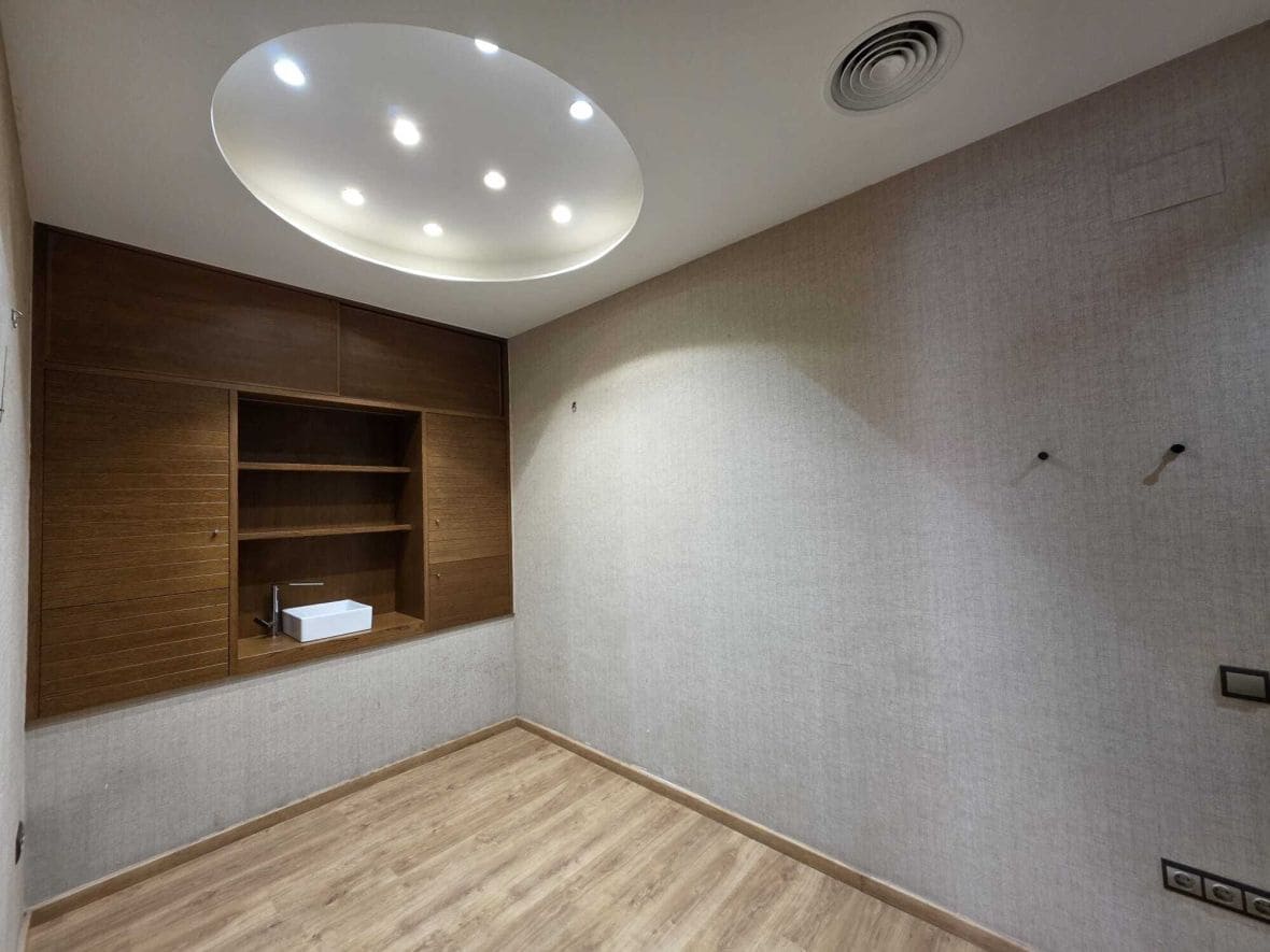Business for rent in Alicante / Alacant city - € 1,500 (Ref: 9929970)