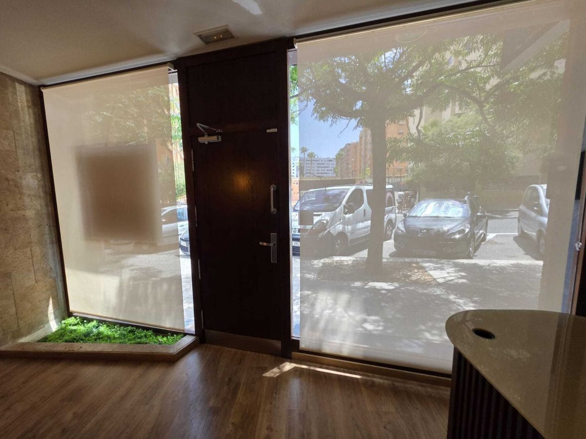 Business for rent in Alicante / Alacant city - € 1,500 (Ref: 9929970)
