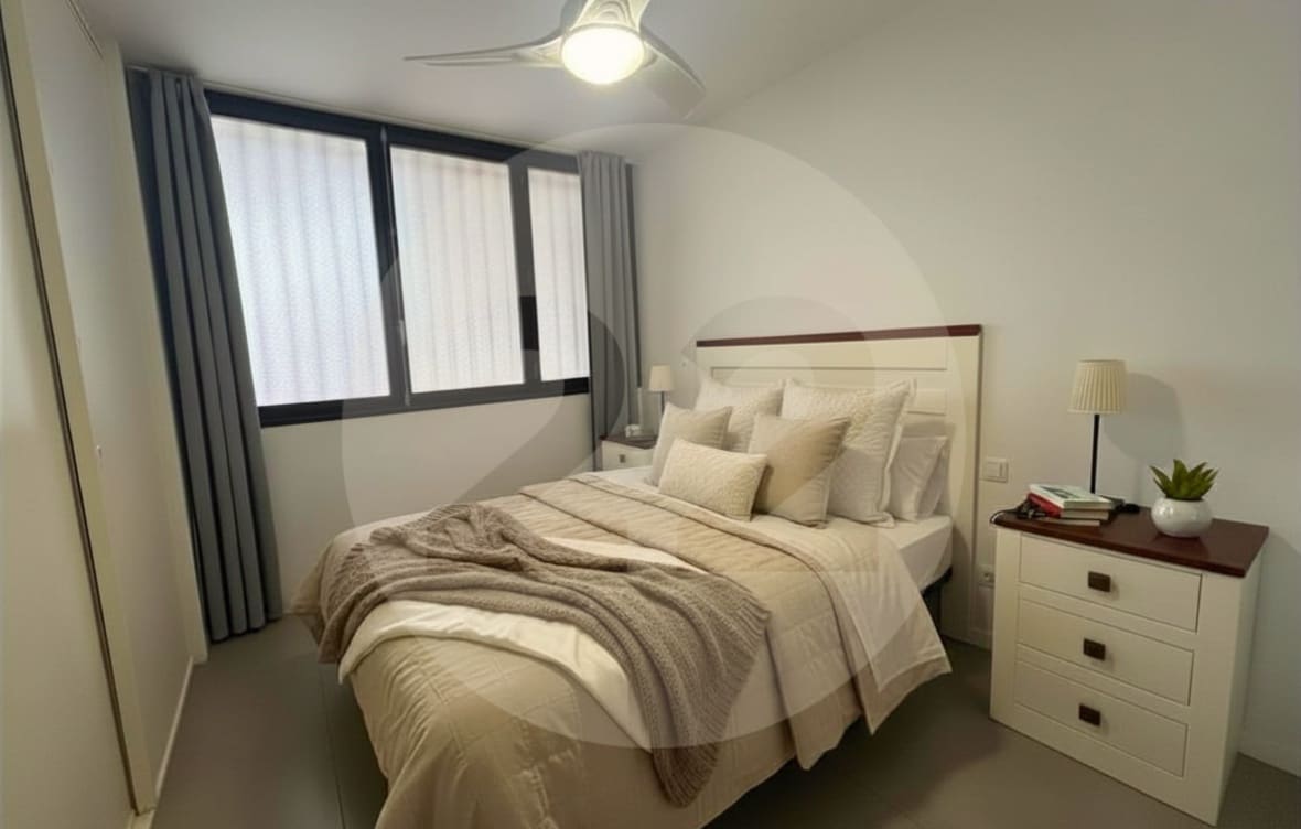 2 quarto Apartamento para arrendar em Alicante cidade - 1 000 € (Ref: 9934853)