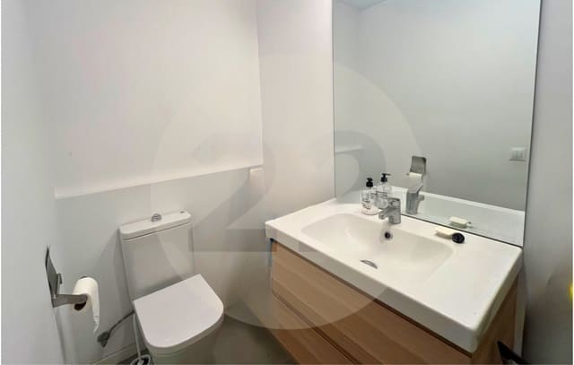 Apartamento de 2 habitaciones en Ensanche - Diputacion, Alicante / Alacant ciudad en alquiler - 1.000 € (Ref: 9934853)