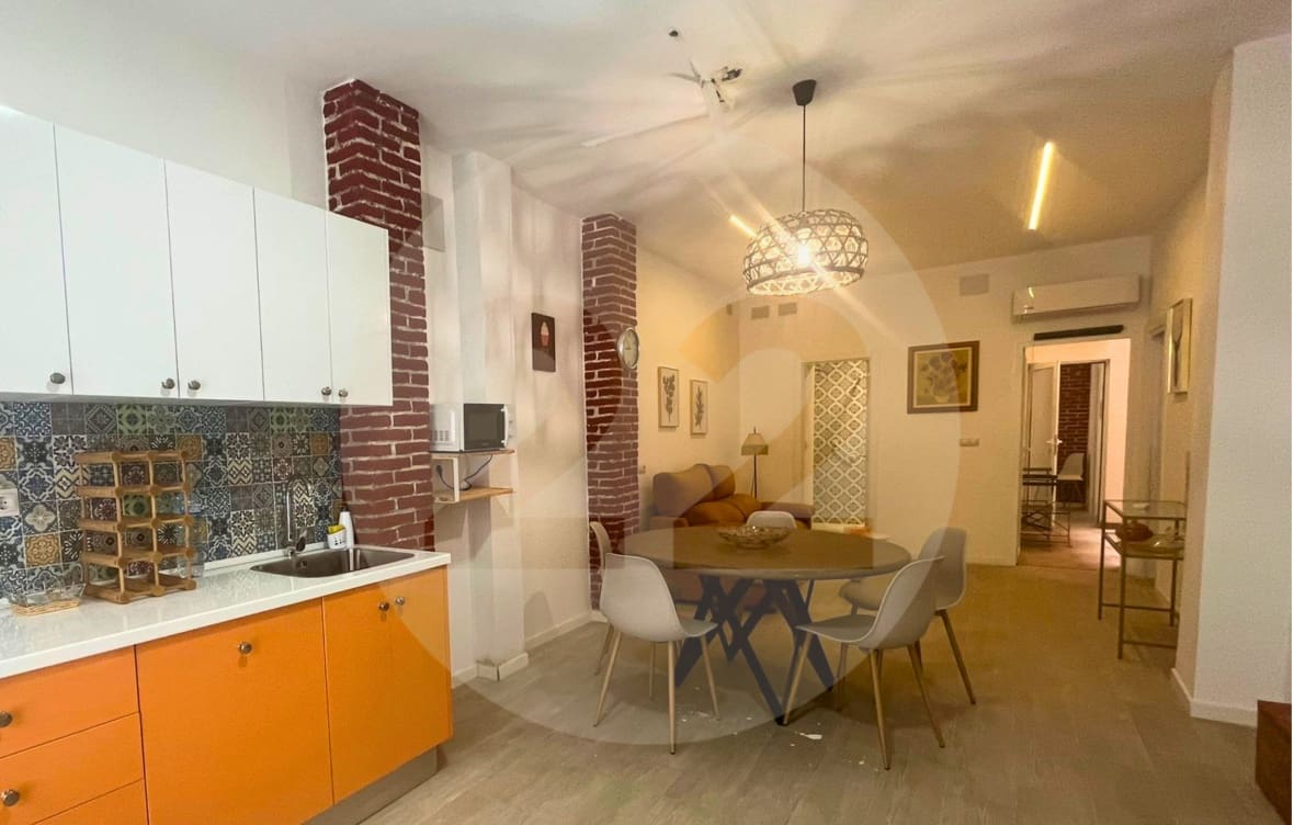 2 makuuhuone Huoneisto myytävänä paikassa Alicante kaupunki - 260 000 € (Ref: 9934854)