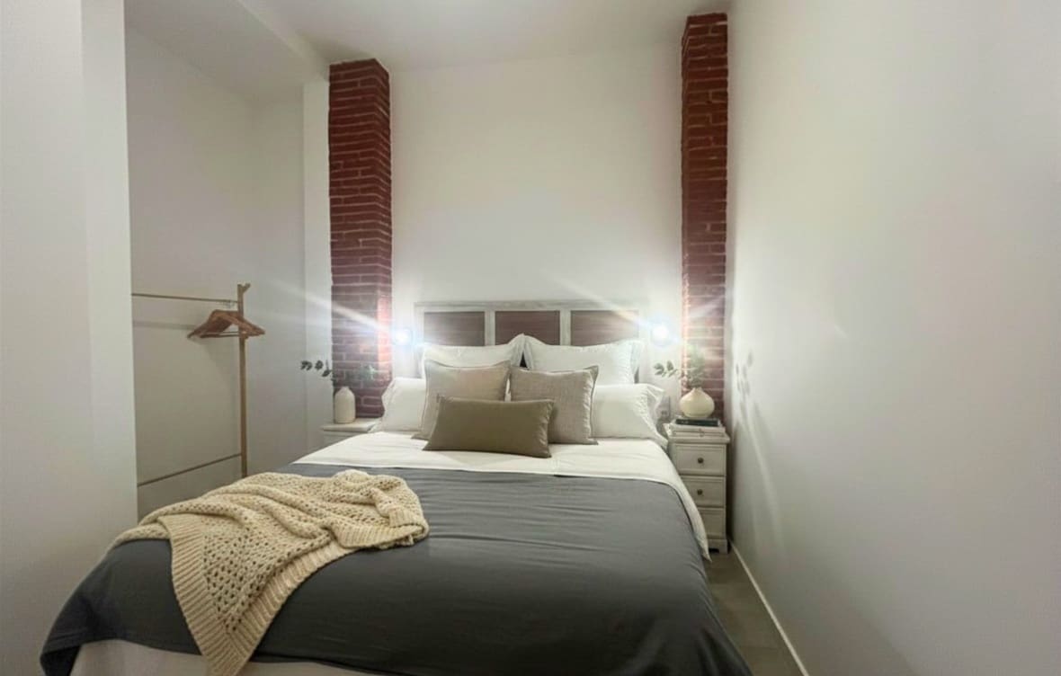 2 makuuhuone Huoneisto myytävänä paikassa Alicante kaupunki - 260 000 € (Ref: 9934854)