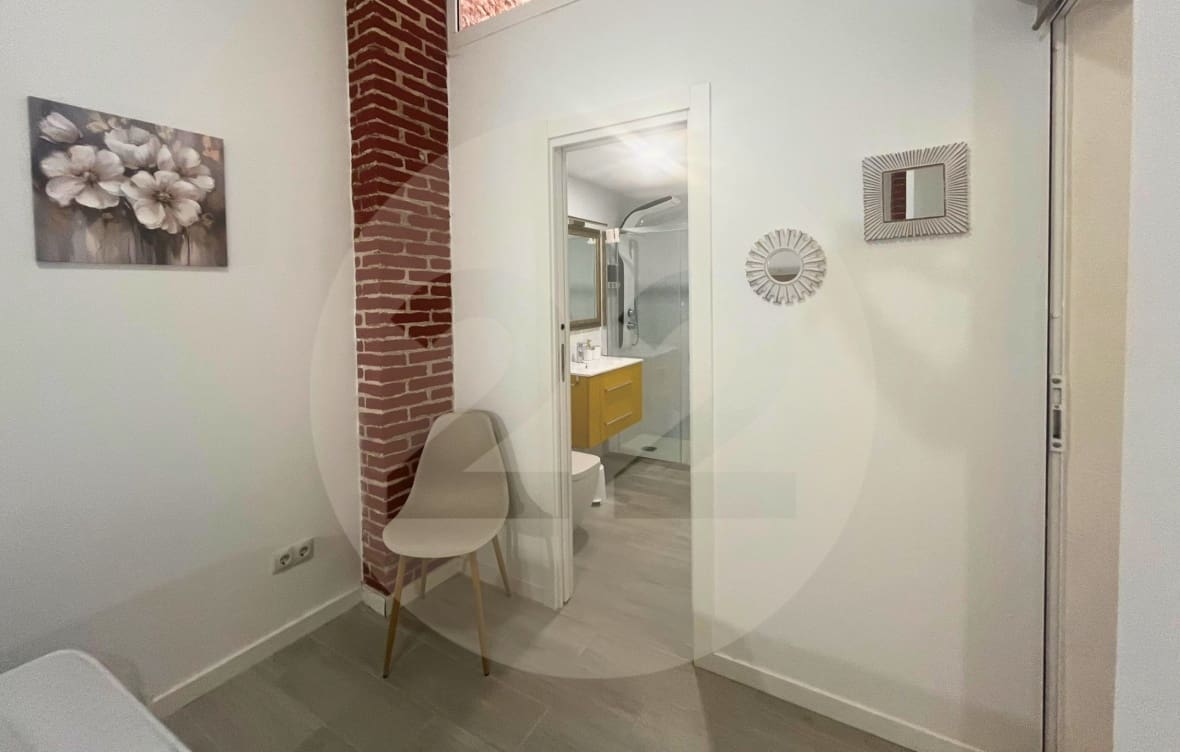 2 makuuhuone Huoneisto myytävänä paikassa Alicante kaupunki - 260 000 € (Ref: 9934854)