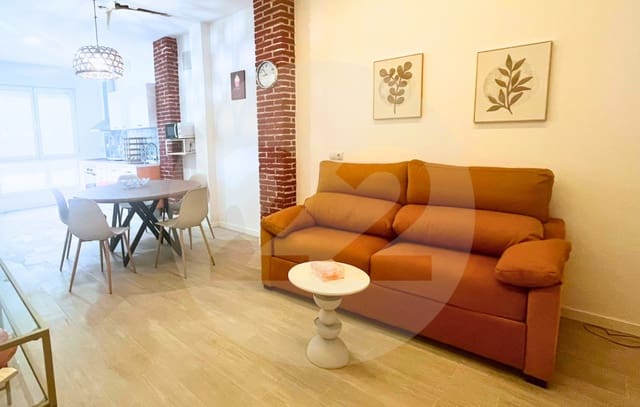 2 soveværelse Lejlighed til salg i Benalúa, Alicante by - € 260.000 (Ref: 9934854)