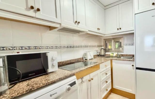 2 Zimmer Apartment zu vermieten in Centro Urbano, La Villajoyosa / Vila Joiosa mit Pool - 1.350 € (Ref: 9939237)