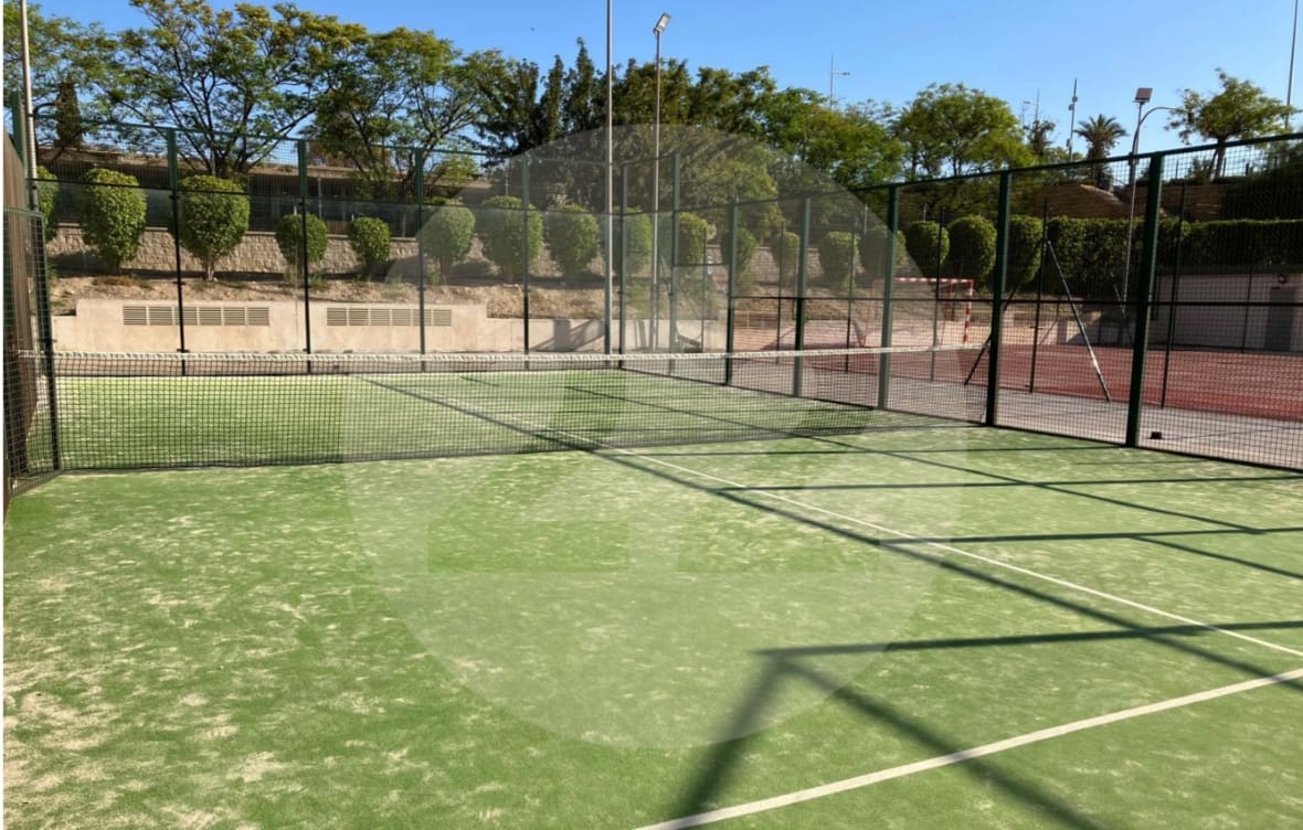 2 soverom Leilighet til leie i Benidorm med svømmebasseng - € 1 550 (Ref: 9958850)