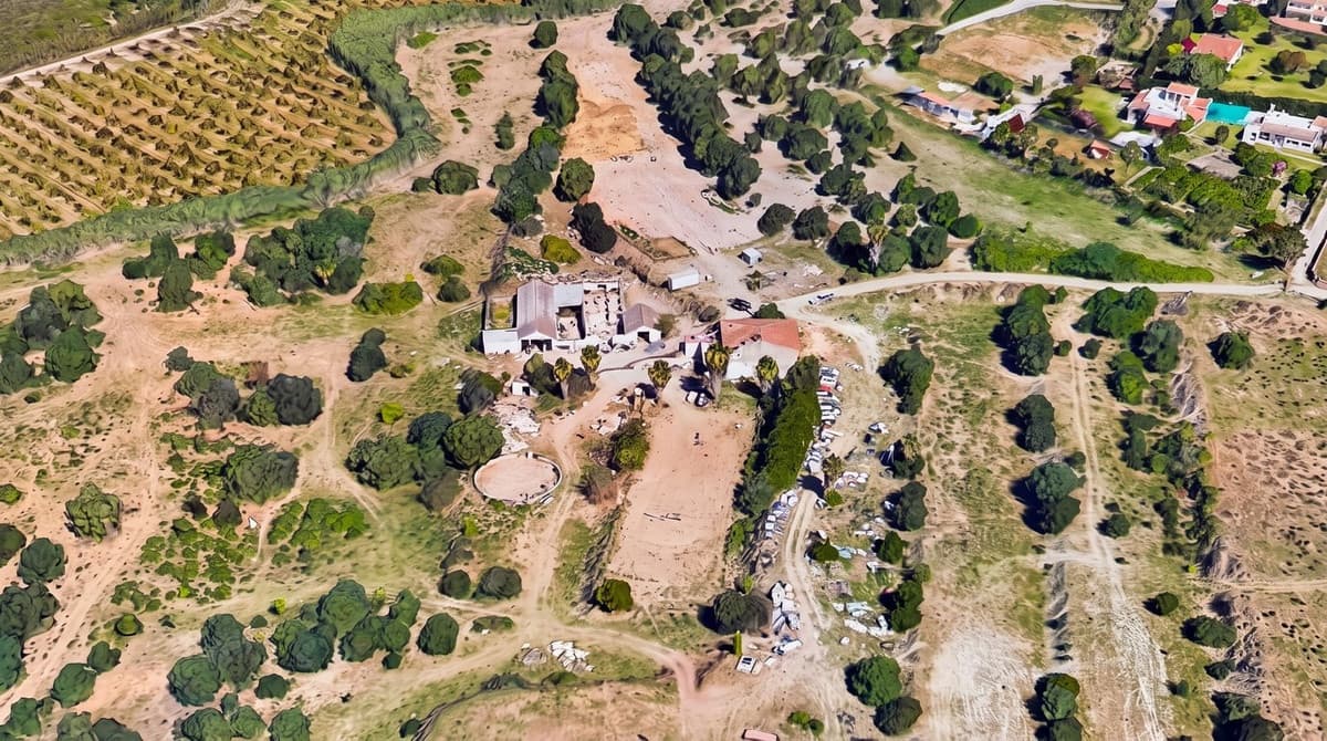 Rakentamaton maa myytävänä paikassa Estepona - 3 500 000 € (Ref: 10019469)