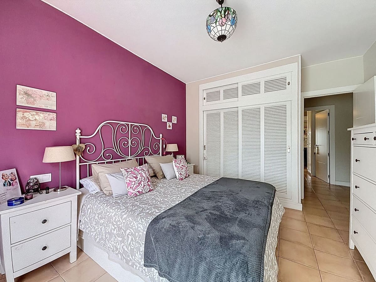 4 chambre Maison de Ville à vendre à Marbella avec piscine - 949 000 € (Ref: 10023193)