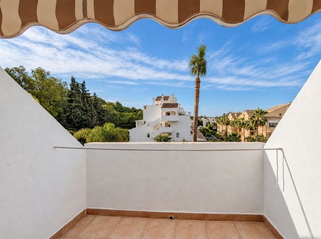 4 soverom Hus til salgs i Marbella med svømmebasseng - € 835 000 (Ref: 10023193)