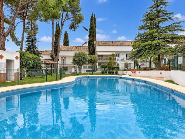4 soverom Hus til salgs i Marbella med svømmebasseng - € 835 000 (Ref: 10023193)