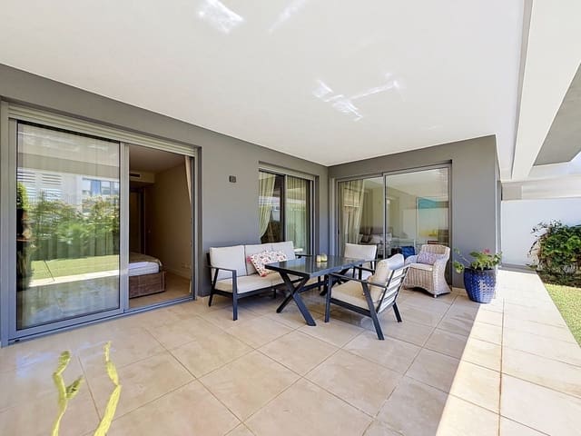 2 Zimmer Apartment zu verkaufen in Selwo, Estepona mit Pool Garage - 469.000 € (Ref: 10029952)
