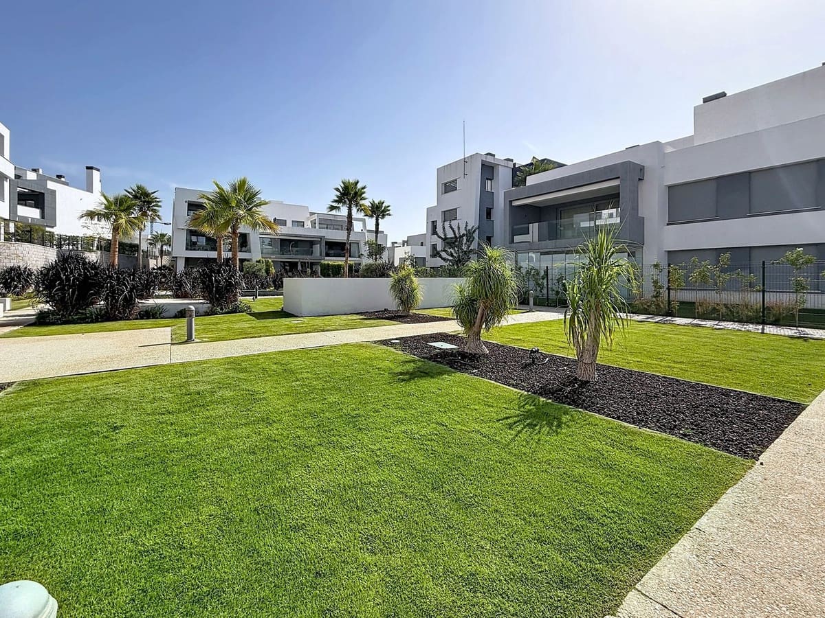 2 bedroom Apartment for sale in New Golden Mile with pool garage - € 435,000 (Ref: 10029952)