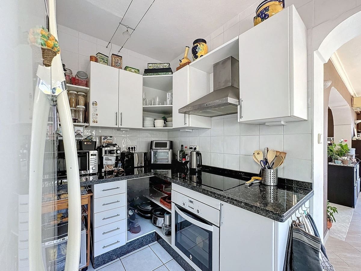 2 Zimmer Villa zu verkaufen in Nueva Andalucia mit Pool Garage - 1.200.000 € (Ref: 10044379)