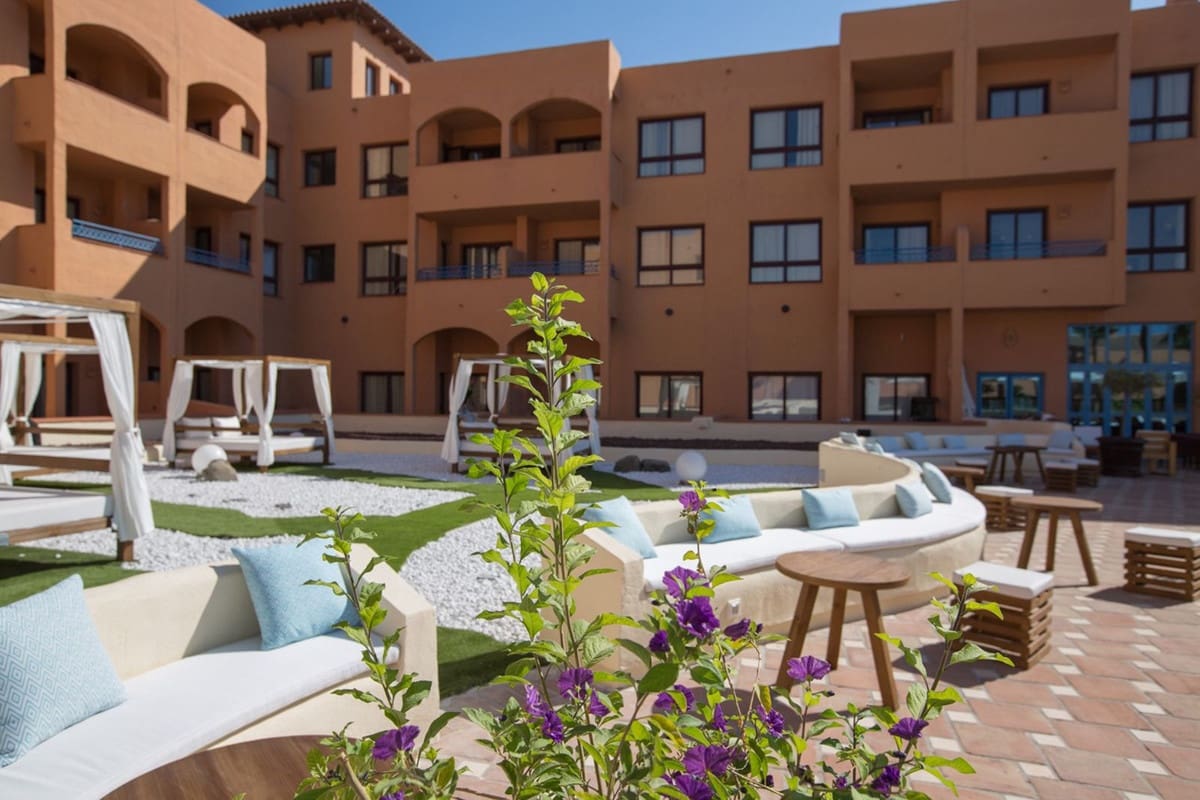 1 soveværelse Lejlighed til salg i Bel-Air med swimmingpool garage - € 159.900 (Ref: 10055603)