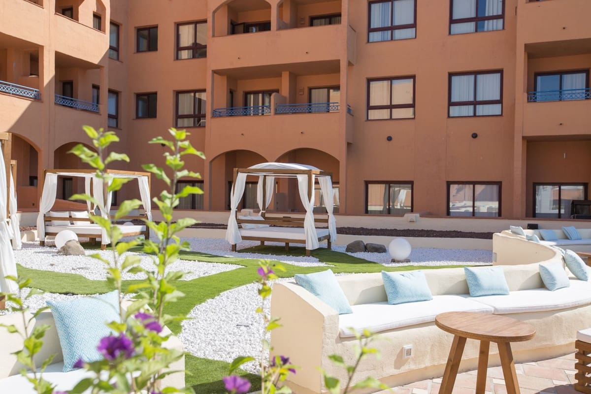 1 soveværelse Lejlighed til salg i Bel-Air med swimmingpool garage - € 159.900 (Ref: 10055603)