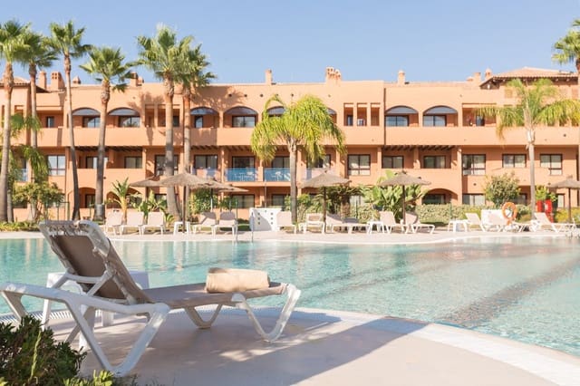 1 soveværelse Lejlighed til salg i Bel-Air, Estepona med swimmingpool garage - € 159.900 (Ref: 10055603)