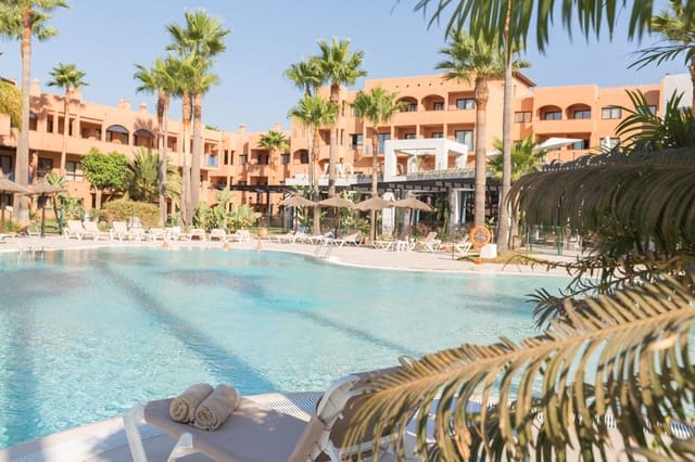 1 soveværelse Lejlighed til salg i Bel-Air, Estepona med swimmingpool garage - € 159.900 (Ref: 10055603)