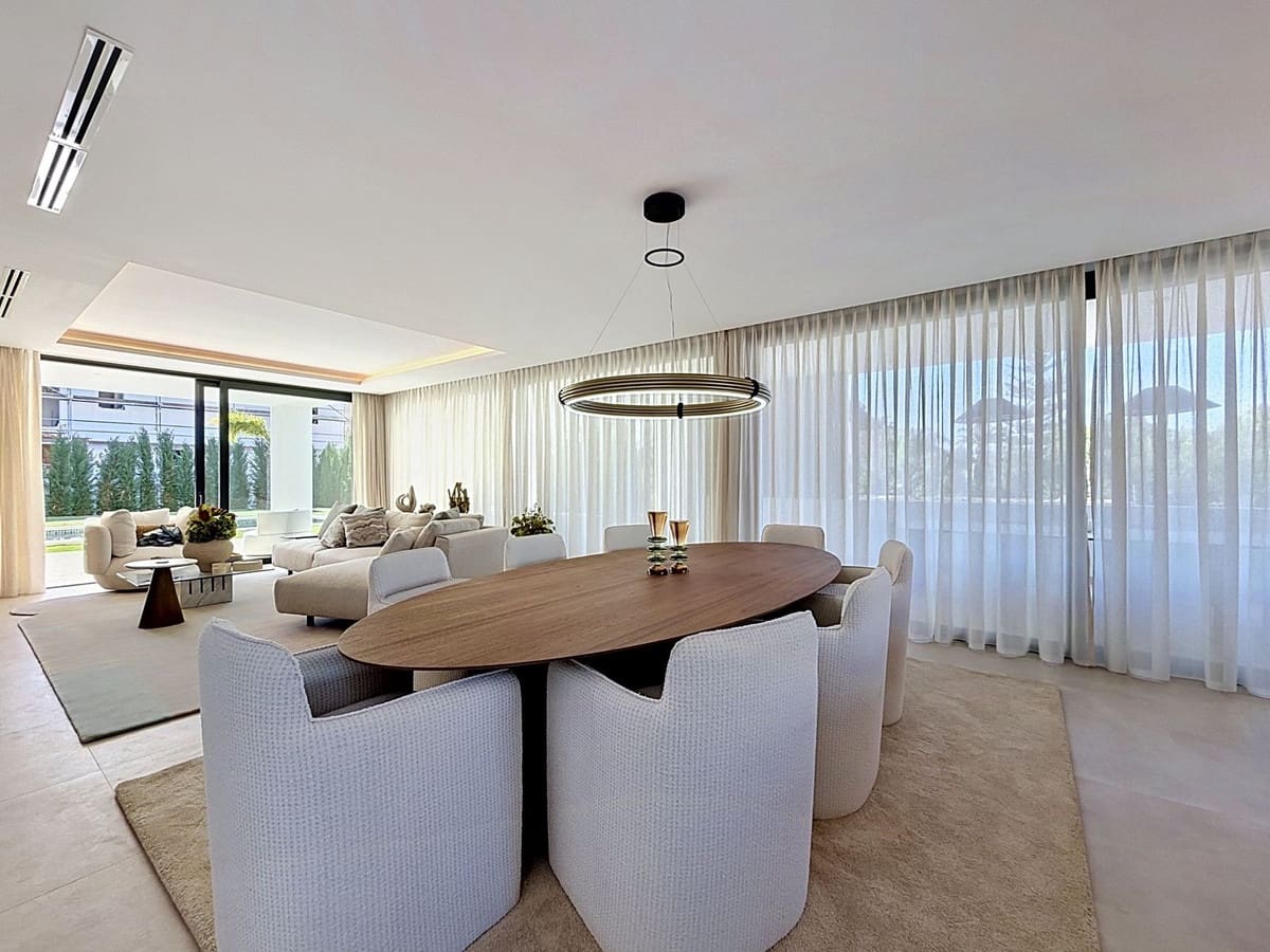 5 soverom Villa til salgs i Marbella med svømmebasseng garasje - € 4 600 000 (Ref: 10057549)