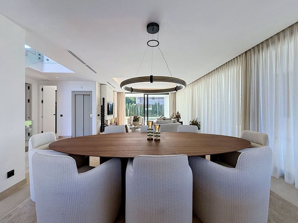 5 soverom Villa til salgs i Marbella med svømmebasseng garasje - € 4 600 000 (Ref: 10057549)