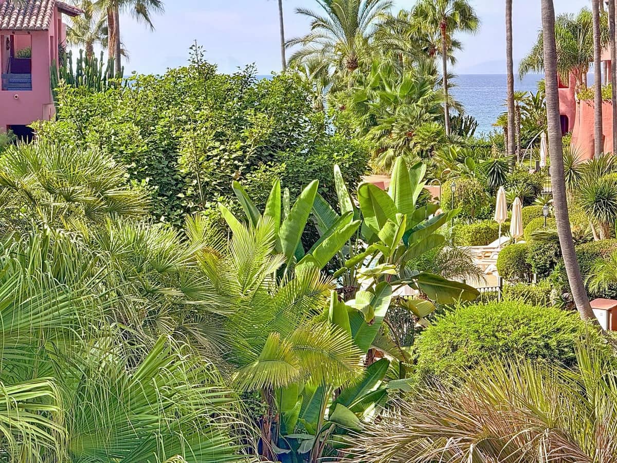 3 chambre Appartement à vendre à Estepona avec piscine garage - 1 800 000 € (Ref: 10085119)