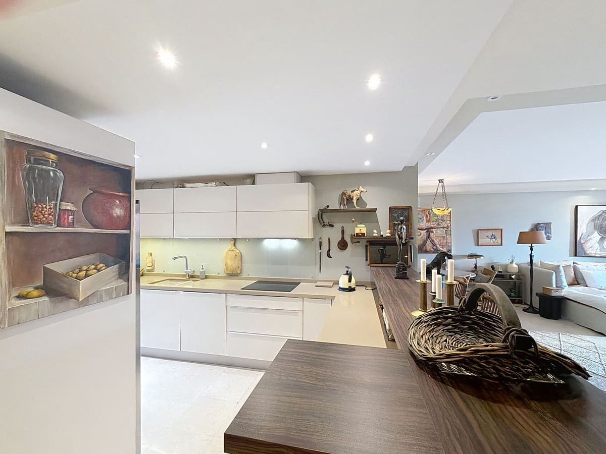 3 camera da letto Appartamento in vendita in Costalita con piscina garage - 1.850.000 € (Rif: 10085120)