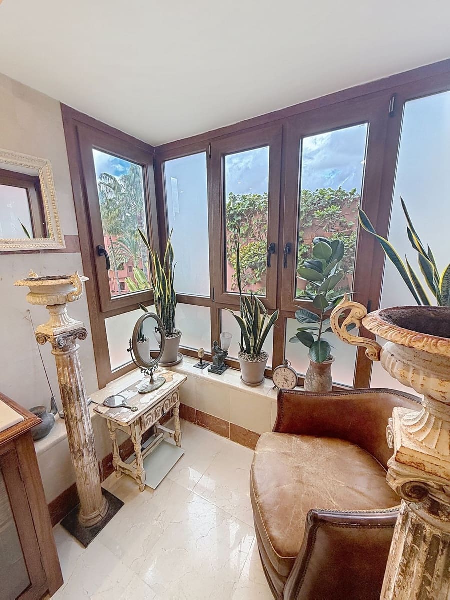 3 camera da letto Appartamento in vendita in Costalita con piscina garage - 1.850.000 € (Rif: 10085120)