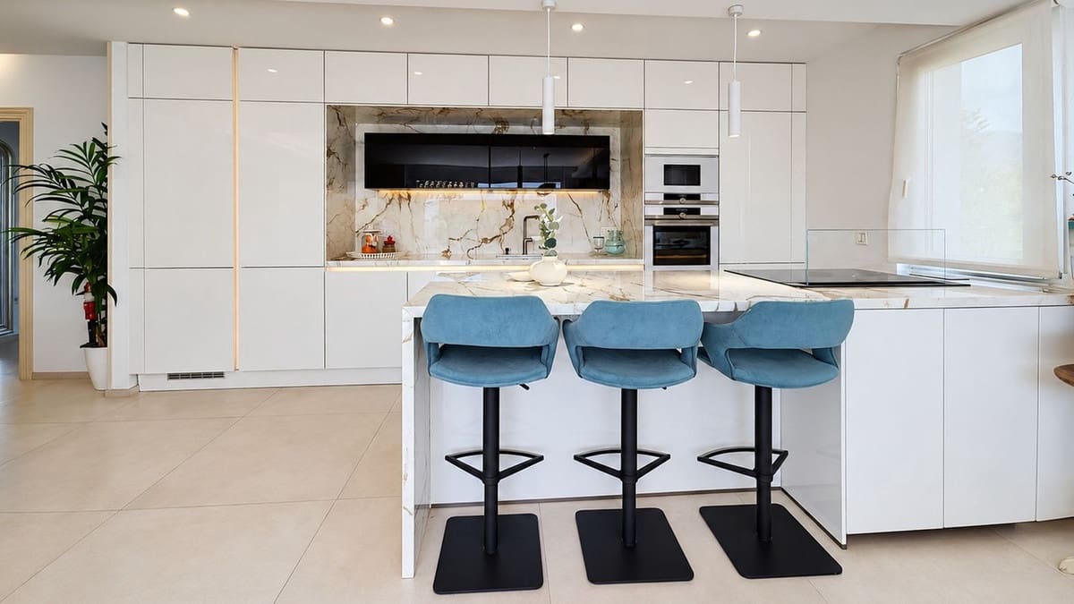 3 slaapkamer Penthouse te koop in Marbella met zwembad garage - € 1.950.000 (Ref: 10149345)