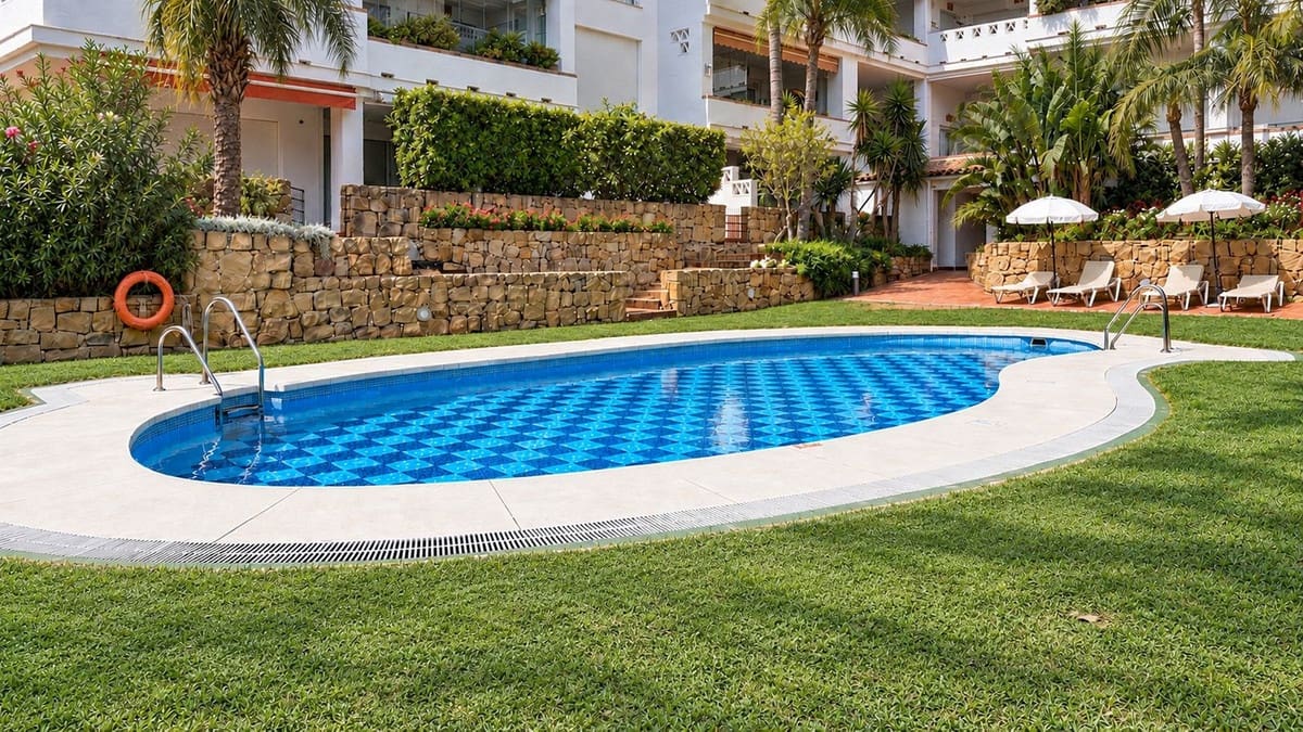 3 slaapkamer Penthouse te koop in Marbella met zwembad garage - € 1.950.000 (Ref: 10149345)