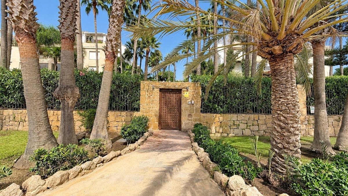 3 slaapkamer Penthouse te koop in Marbella met zwembad garage - € 1.950.000 (Ref: 10149345)