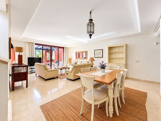 3 chambre Appartement à vendre à Guadalmansa, Estepona avec piscine garage - 1 395 000 € (Ref: 10153241)