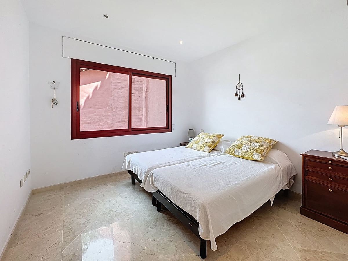 3 camera da letto Appartamento sulla Spiaggia in vendita in Costalita con piscina garage - 1.380.000 € (Rif: 9699188)