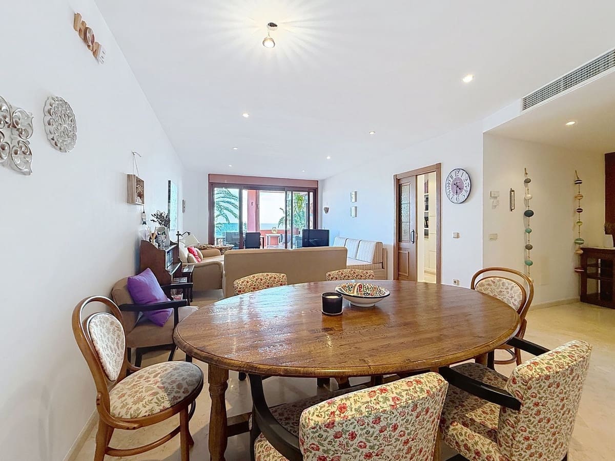 3 camera da letto Appartamento sulla Spiaggia in vendita in Costalita con piscina garage - 1.380.000 € (Rif: 9699188)