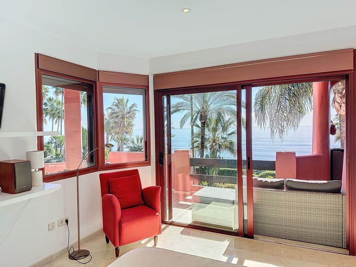 3 camera da letto Appartamento sulla Spiaggia in vendita in Costalita con piscina garage - 1.380.000 € (Rif: 9699188)