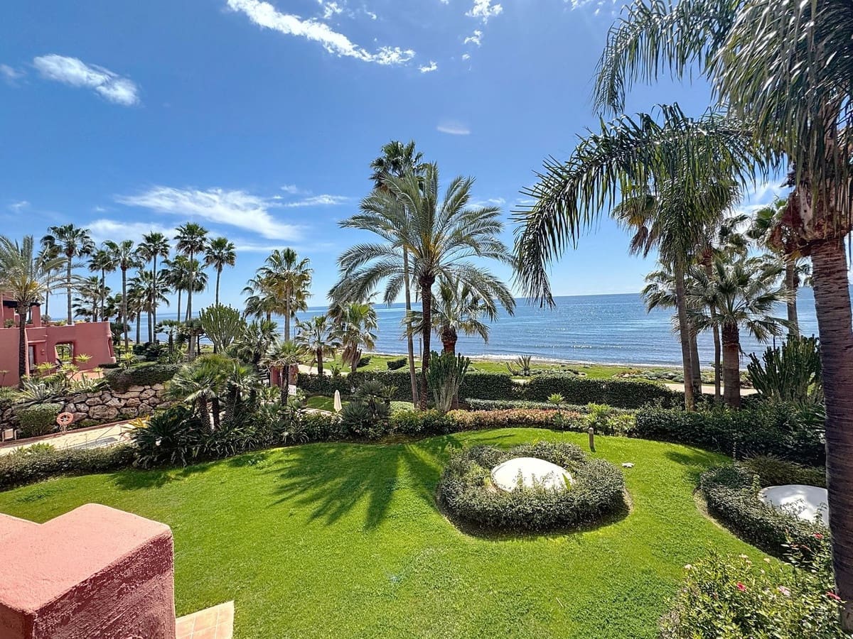 3 camera da letto Appartamento sulla Spiaggia in vendita in Costalita con piscina garage - 1.380.000 € (Rif: 9699188)