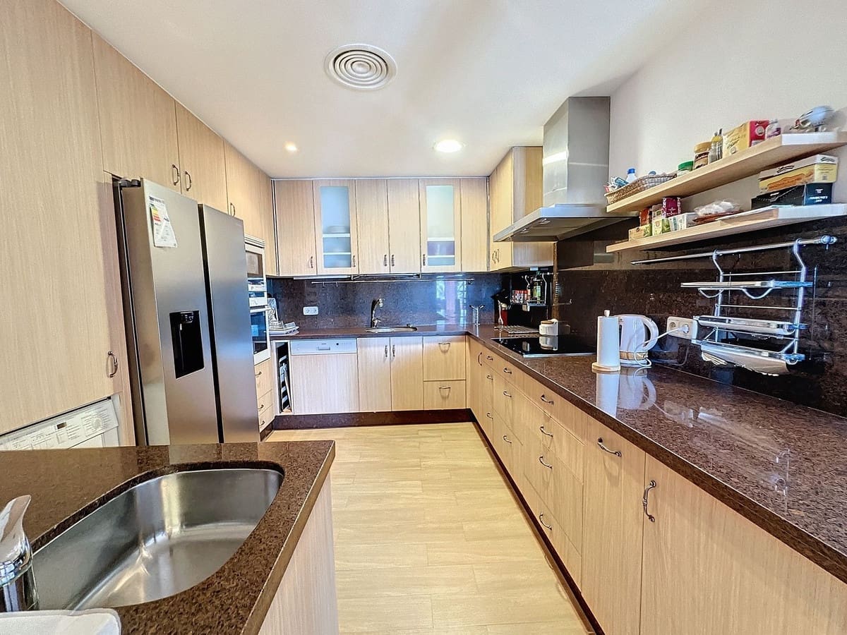 3 bedroom Beach Apartment for sale in Costalita with pool garage - € 1,380,000 (Ref: 9699188)