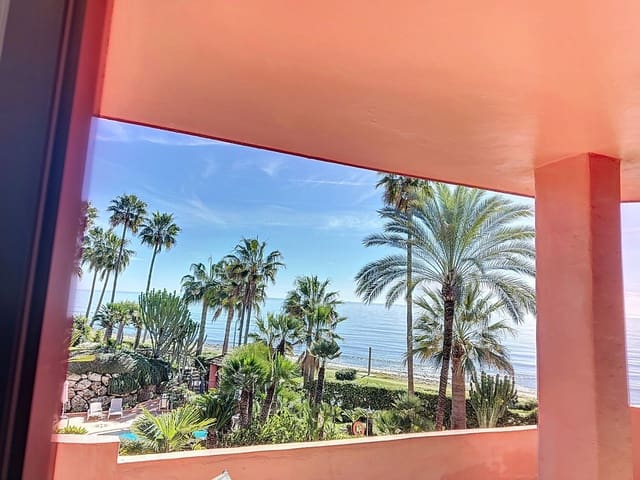 Apartamento Playa de 3 habitaciones en Costalita, Estepona en venta con piscina garaje - 1.380.000 € (Ref: 9699188)