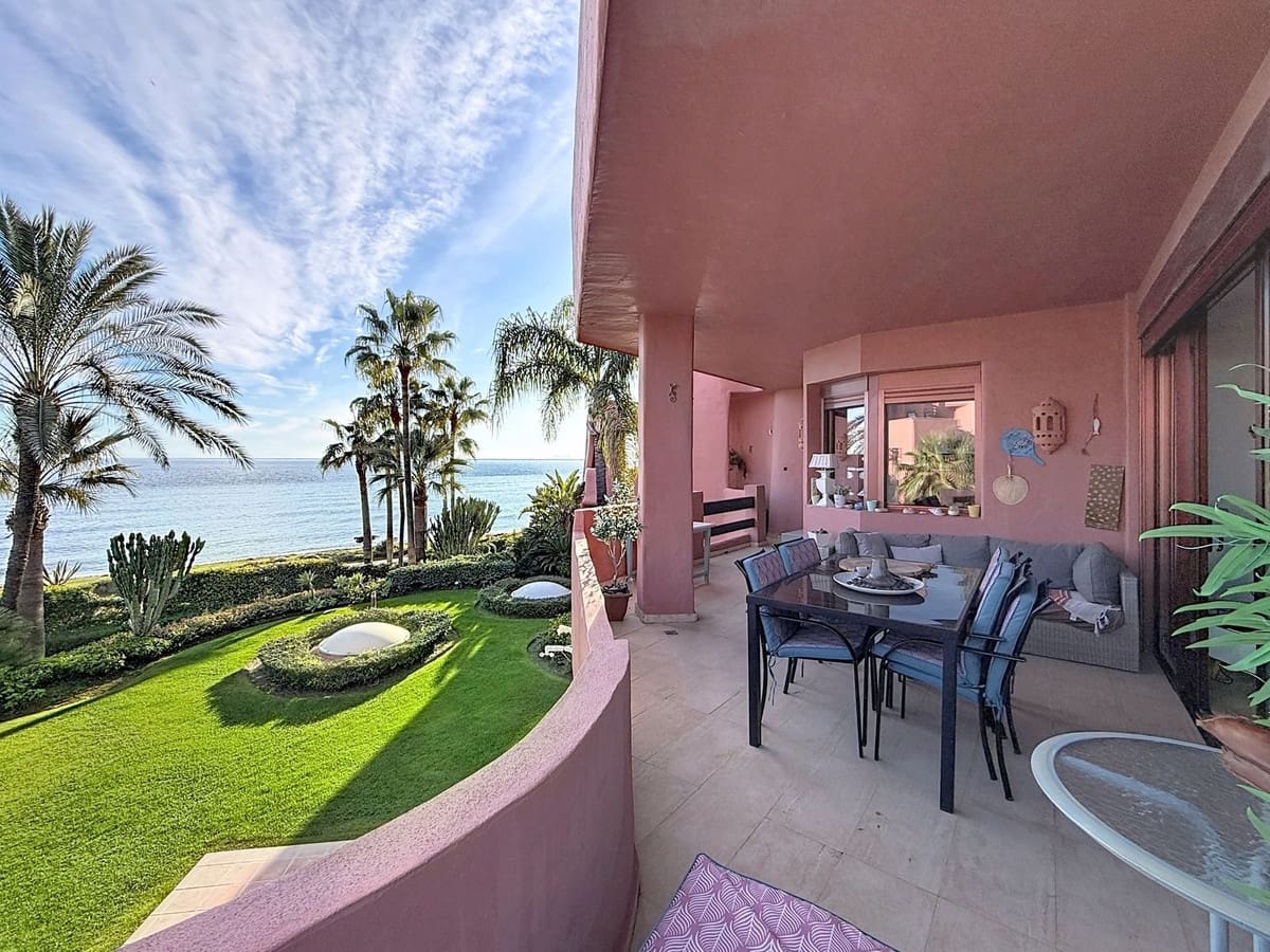 3 bedroom Beach Apartment for sale in Costalita with pool garage - € 1,380,000 (Ref: 9699188)