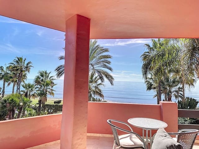3 soveværelse Strandlejlighed til salg i Costalita, Estepona med swimmingpool garage - € 1.380.000 (Ref: 9699188)