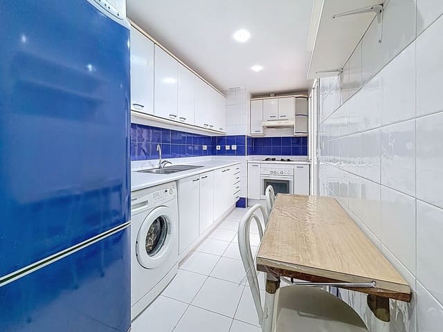 2 soveværelse Lejlighed til salg i San Pedro de Alcántara Pueblo, Marbella med swimmingpool - € 267.000 (Ref: 9699189)