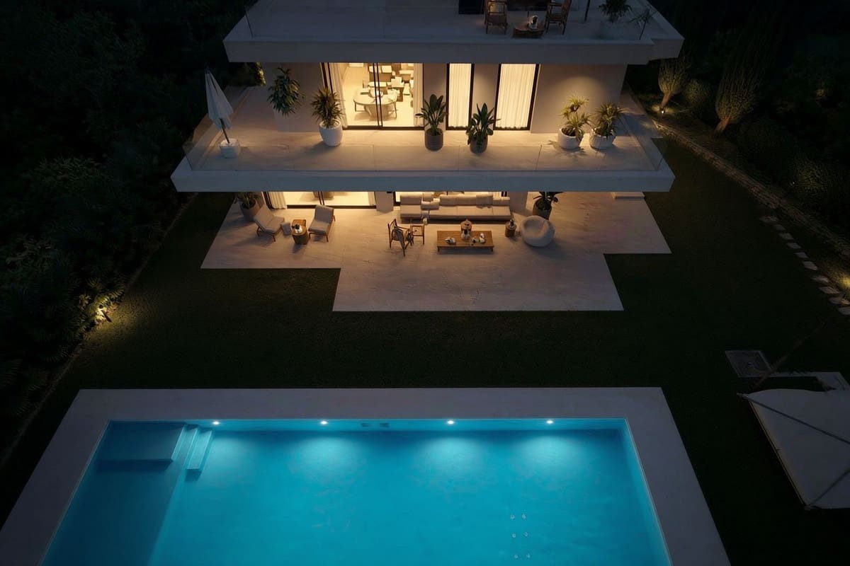 Chalet de 4 habitaciones en Elviria en venta con piscina garaje - 2.999.000 € (Ref: 9699190)