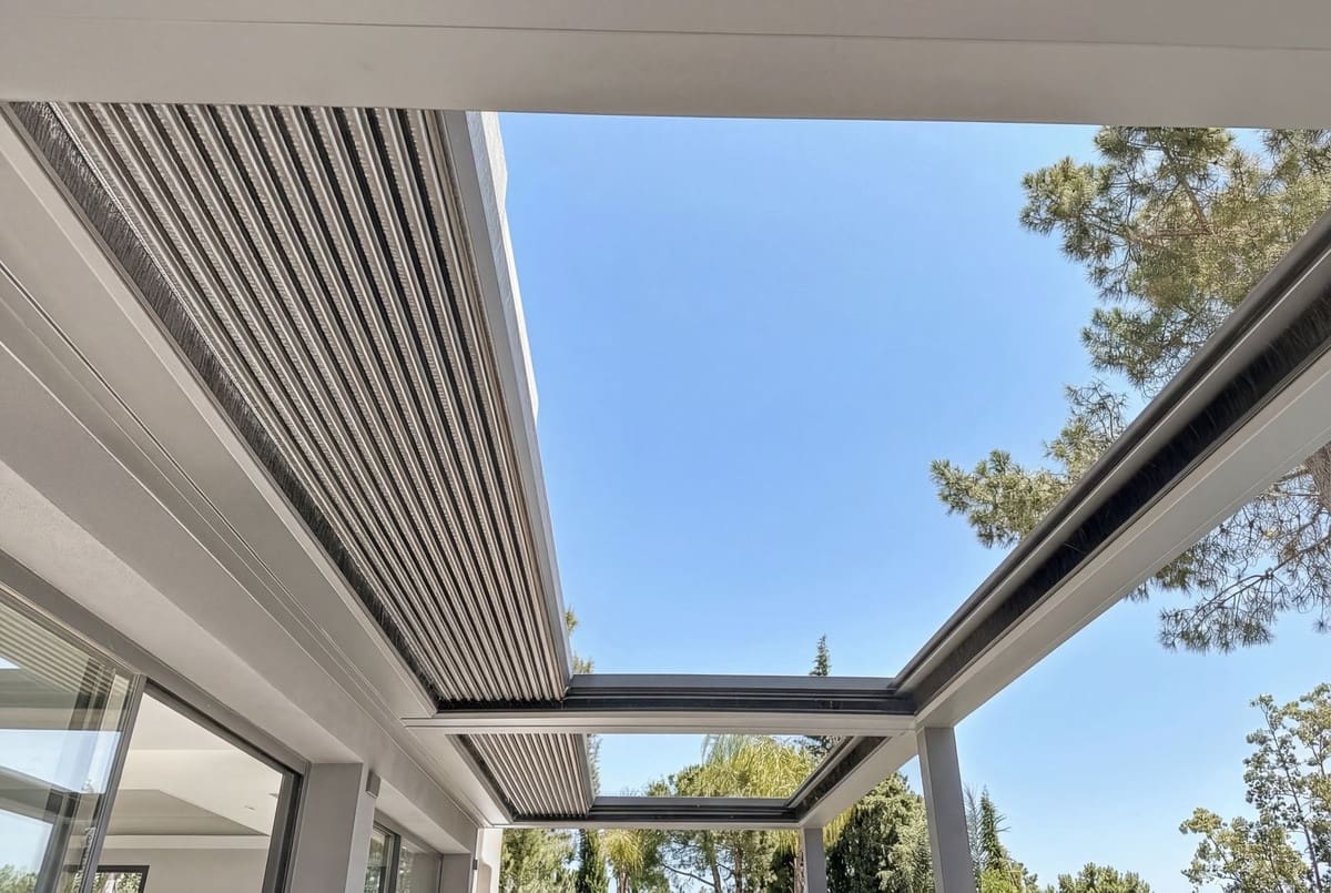 Chalet de 4 habitaciones en Elviria en venta con piscina garaje - 2.999.000 € (Ref: 9699190)