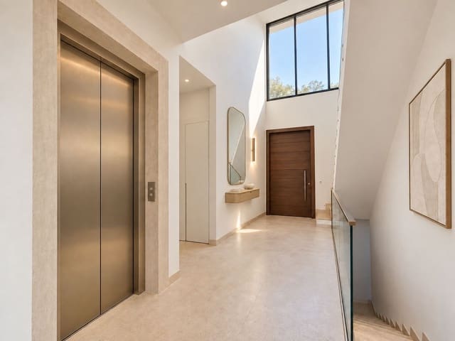 4 chambre Villa/Maison à vendre à Elviria, Marbella avec piscine garage - 2 900 000 € (Ref: 9699190)